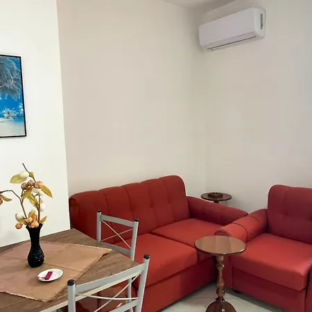 Cozy Near The Beach
